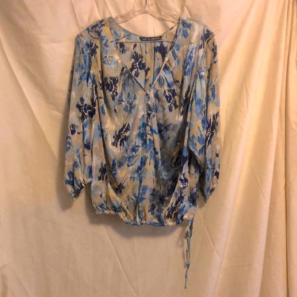 Zac & Rachel vneck silky blouse size xl